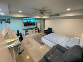 Luxury Cozy Studio - 5 min to Beach